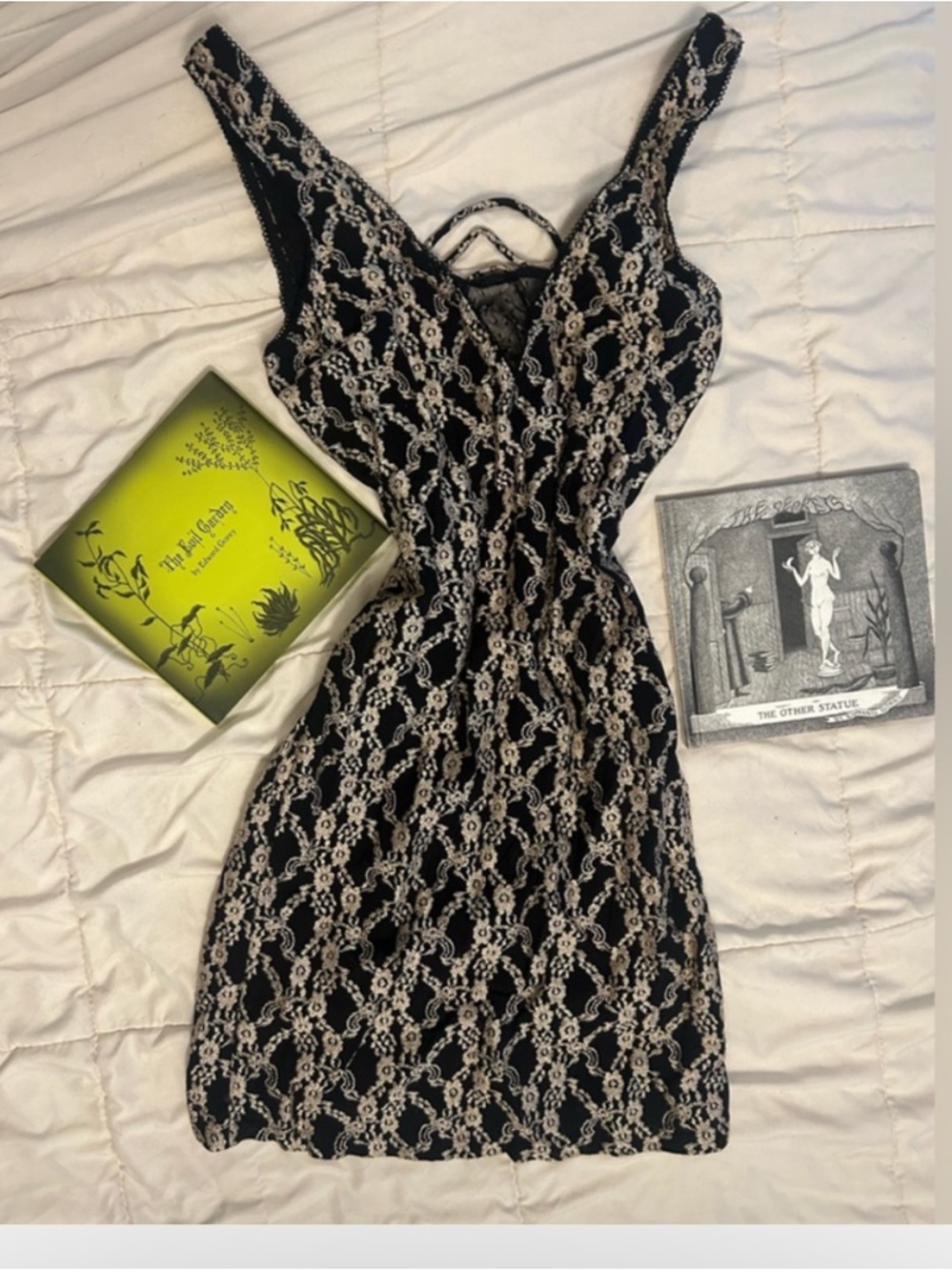 ❤️Gold Metallic Embroidered Free People Bodycon Floral little black Dress